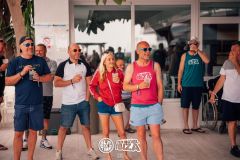 1J2A0222