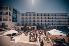 Slip-Back-In-Time-2024-407